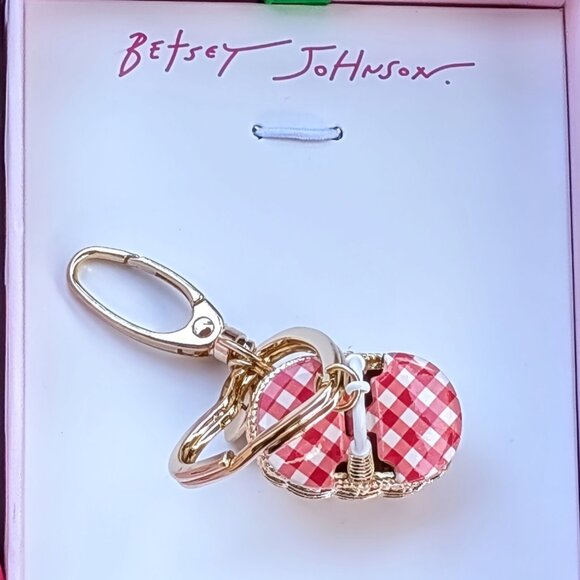 NWT Betsey Johnson Picnic Basket Wine Grapes Bag Charm 🍇🍷 - Picture 5 of 10